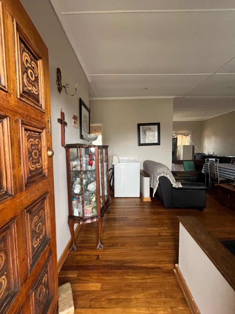 To Let 3 Bedroom Property for Rent in Bothasrus Eastern Cape